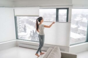 Outdoor blinds