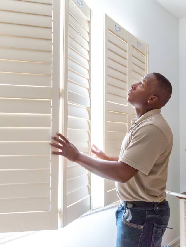 5 Signs You Should Replace Your Window Treatments