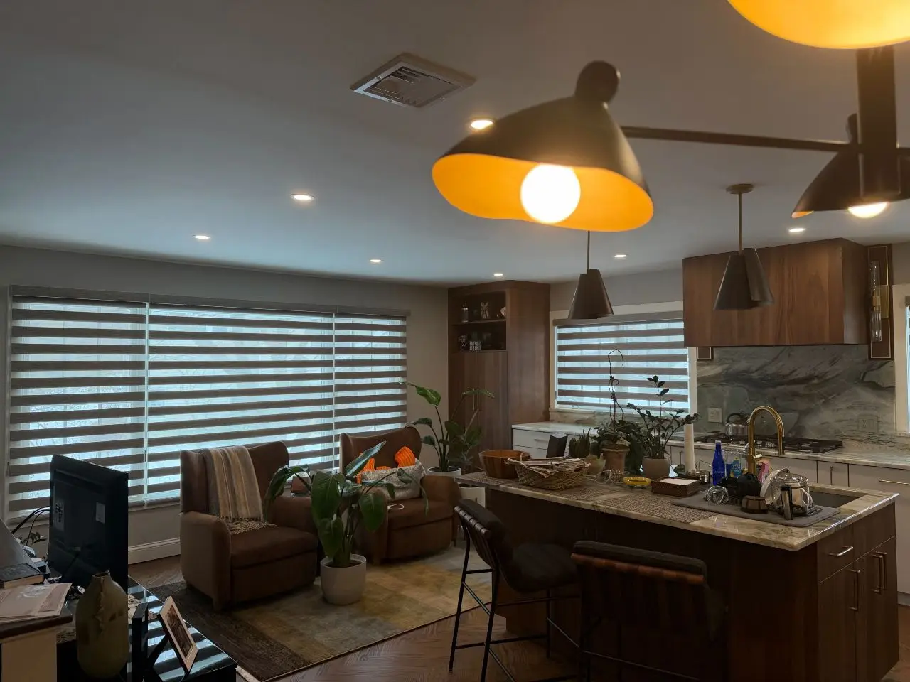 ed009028-f843-4ab4-b538-28bf36a79971