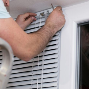 Installing Window Blinds