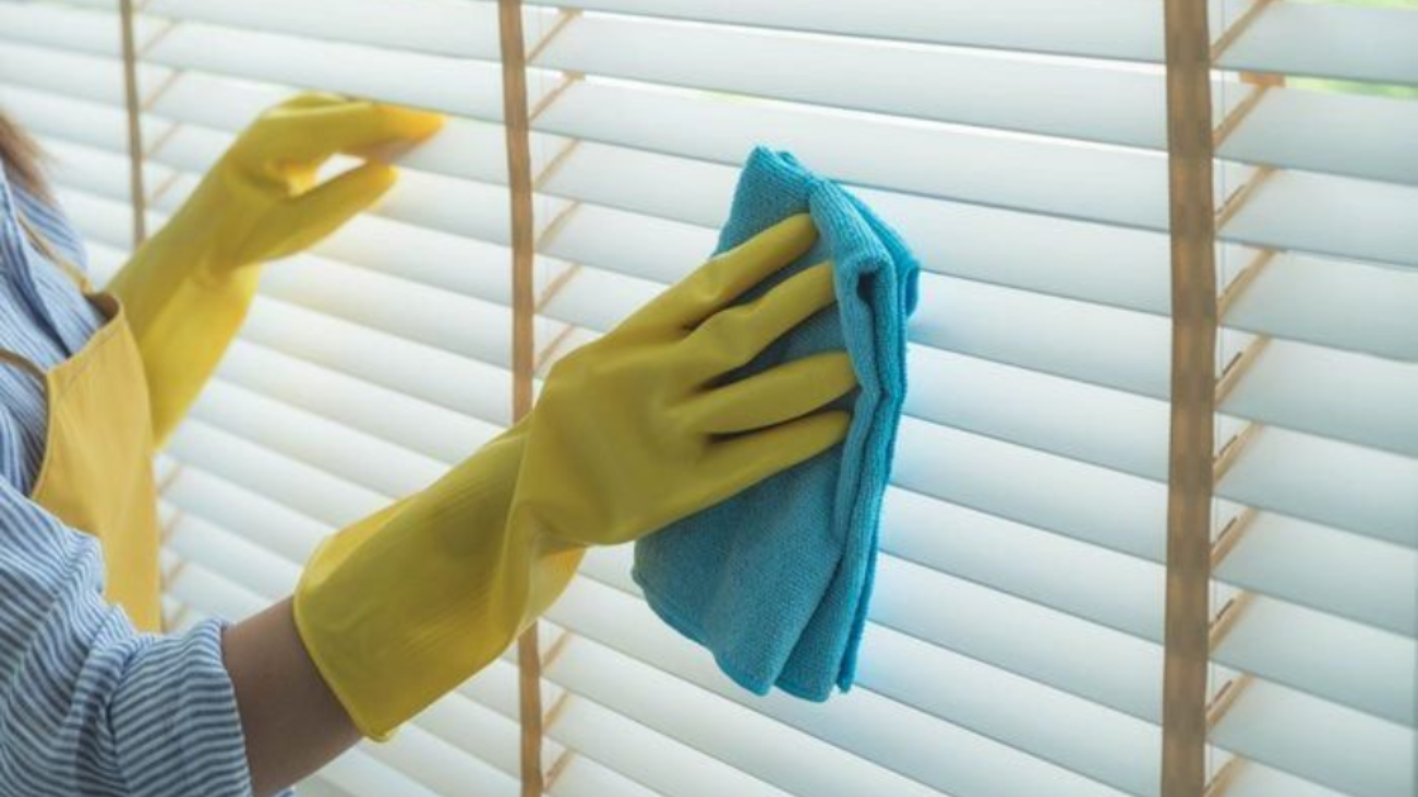 How to Clean Blinds